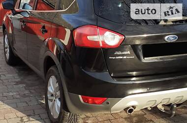 Позашляховик / Кросовер Ford Kuga 2010 в 