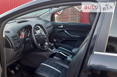 Позашляховик / Кросовер Ford Kuga 2010 в 