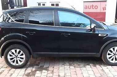 Позашляховик / Кросовер Ford Kuga 2010 в 