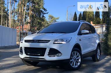 Внедорожник / Кроссовер Ford Kuga 2016 в Киеве