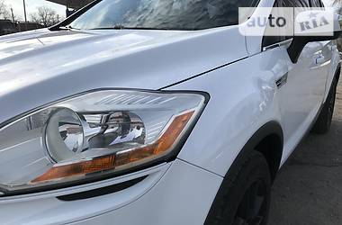 Позашляховик / Кросовер Ford Kuga 2010 в 