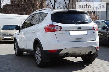 Позашляховик / Кросовер Ford Kuga 2011 в 