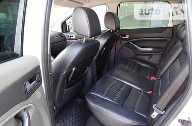 Позашляховик / Кросовер Ford Kuga 2011 в 