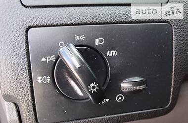 Позашляховик / Кросовер Ford Kuga 2011 в 