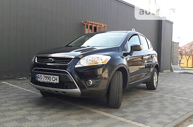 Позашляховик / Кросовер Ford Kuga 2011 в 