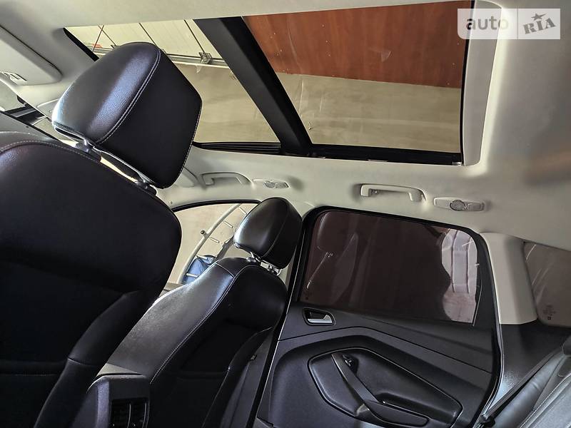 Позашляховик / Кросовер Ford Kuga 2014 в Нововолинську