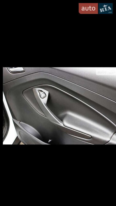 Внедорожник / Кроссовер Ford Kuga 2016 в Конотопе фото 38 Внедорожник / Кроссовер Ford Kuga 2016 в Конотопе