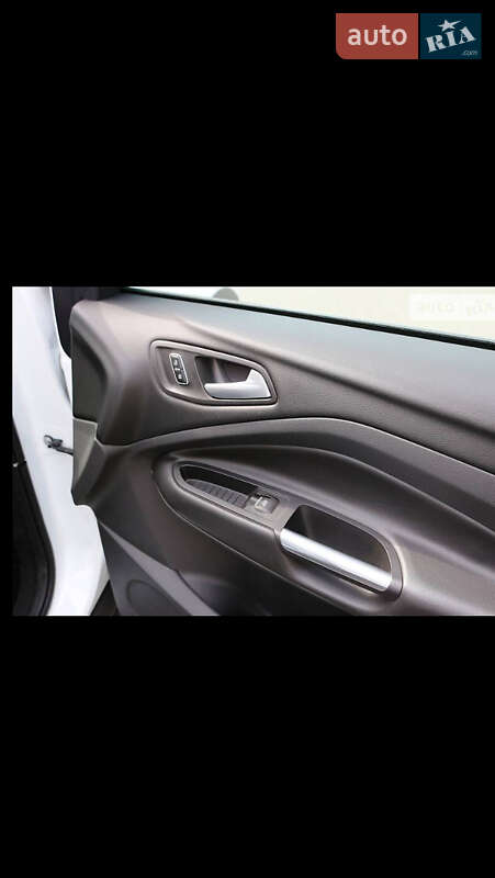 Внедорожник / Кроссовер Ford Kuga 2016 в Конотопе фото 37 Внедорожник / Кроссовер Ford Kuga 2016 в Конотопе