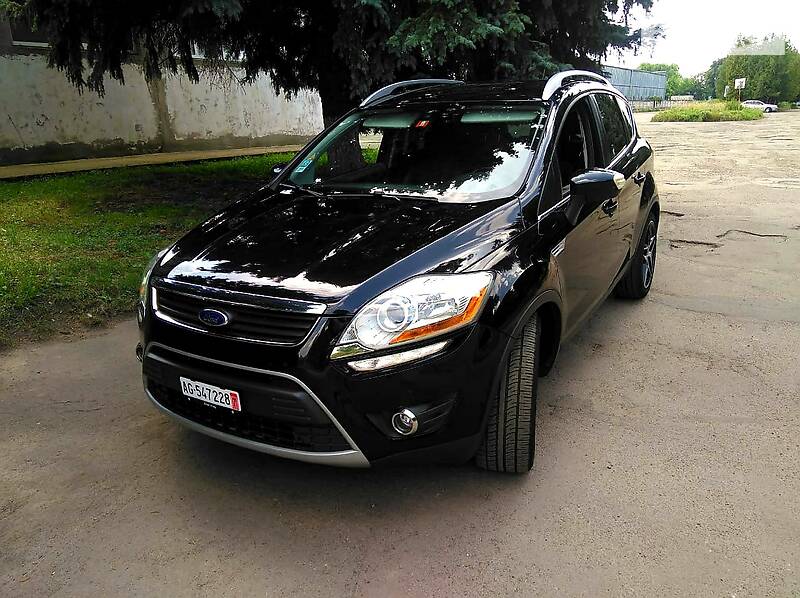 Позашляховик / Кросовер Ford Kuga 2012 в Луцьку