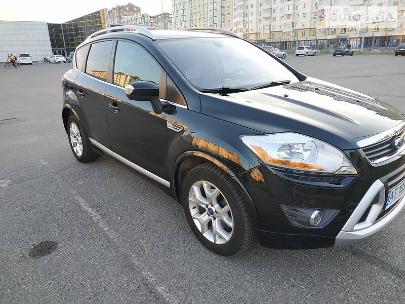 Позашляховик / Кросовер Ford Kuga 2011 в Івано-Франківську