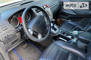 Внедорожник / Кроссовер Ford Kuga 2010 в 