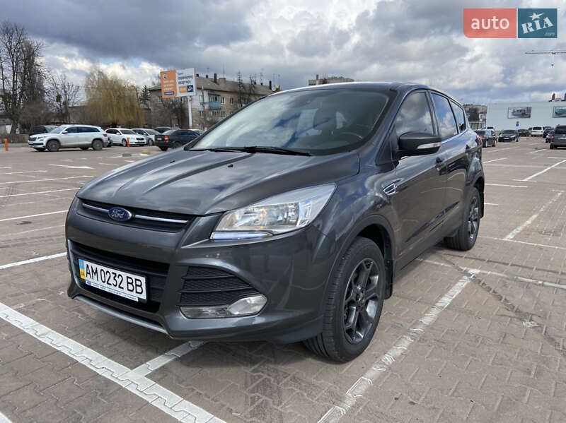 Позашляховик / Кросовер Ford Kuga 2015 в Житомирі