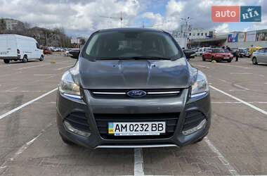 Внедорожник / Кроссовер Ford Kuga 2015 в 