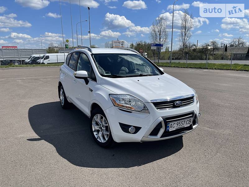 Внедорожник / Кроссовер Ford Kuga 2011 в Ковеле