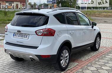 Внедорожник / Кроссовер Ford Kuga 2012 в Ивано-Франковске