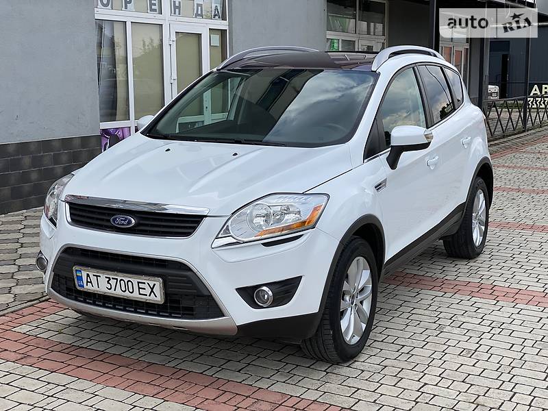 Внедорожник / Кроссовер Ford Kuga 2012 в Ивано-Франковске