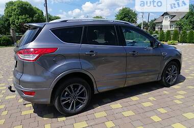 Внедорожник / Кроссовер Ford Kuga 2014 в Стрые