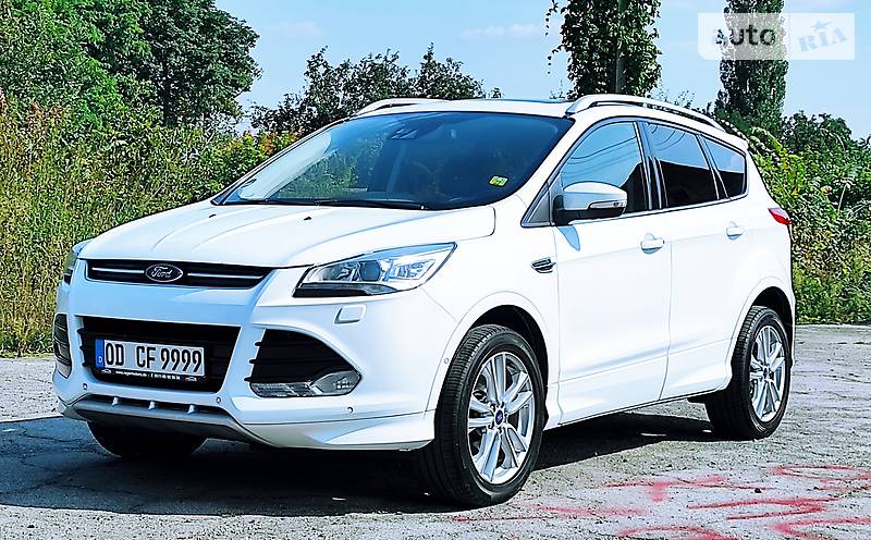 Ford Kuga FullPanorama 132 kvt