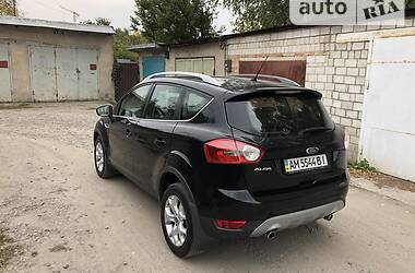 Внедорожник / Кроссовер Ford Kuga 2012 в Киеве