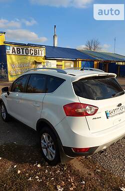 Внедорожник / Кроссовер Ford Kuga 2012 в Покровске