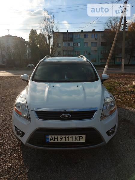 Внедорожник / Кроссовер Ford Kuga 2012 в Покровске