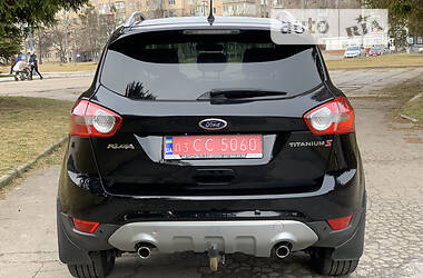 Внедорожник / Кроссовер Ford Kuga 2012 в 