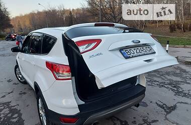 Внедорожник / Кроссовер Ford Kuga 2013 в Тернополе