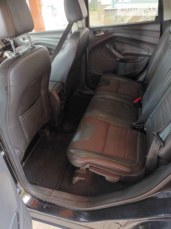 Внедорожник / Кроссовер Ford Kuga 2013 в Хусте