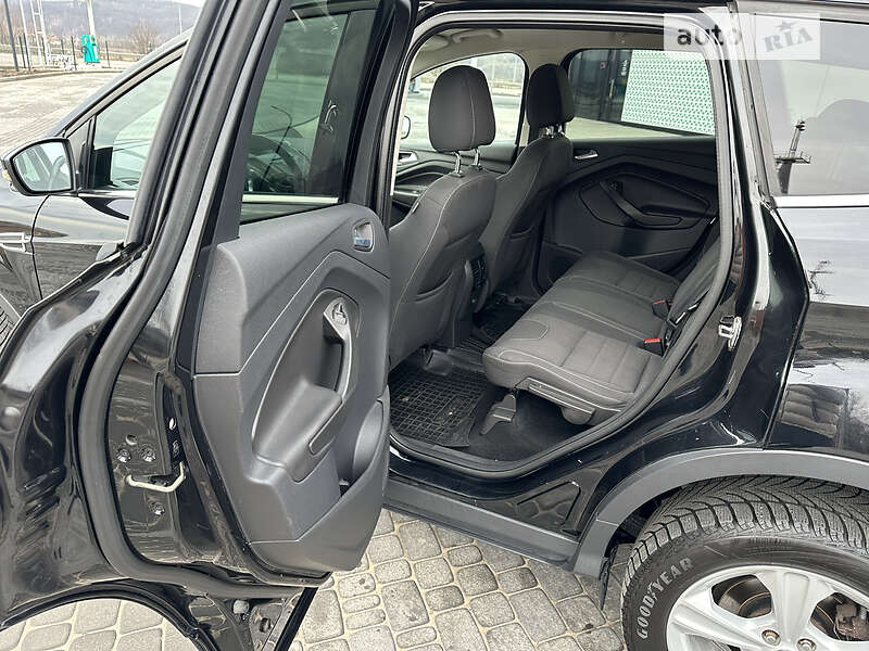Внедорожник / Кроссовер Ford Kuga 2013 в Киеве