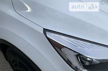 Внедорожник / Кроссовер Ford Kuga 2017 в 