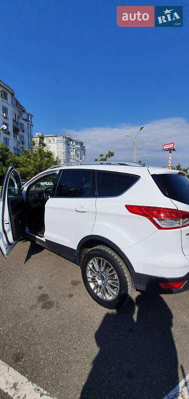 Внедорожник / Кроссовер Ford Kuga 2013 в Одессе