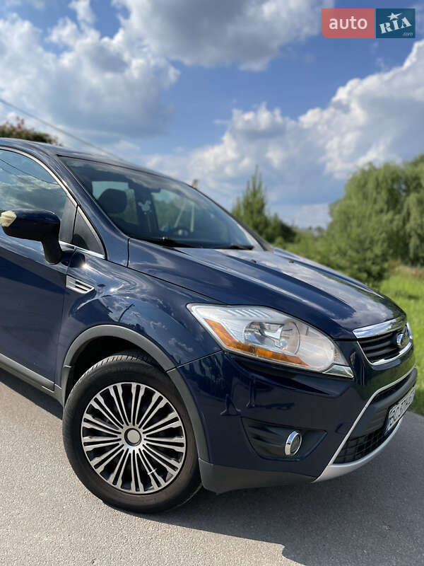 Внедорожник / Кроссовер Ford Kuga 2010 в Львове