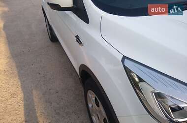 Позашляховик / Кросовер Ford Kuga 2017 в Вараші