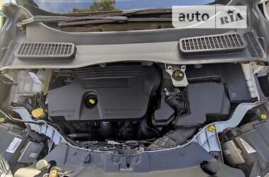 Внедорожник / Кроссовер Ford Kuga 2015 в Житомире