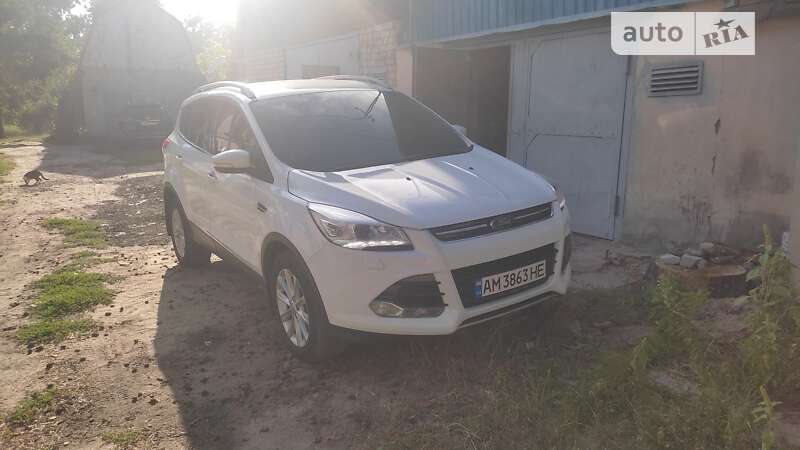 Внедорожник / Кроссовер Ford Kuga 2015 в Житомире