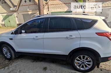 Внедорожник / Кроссовер Ford Kuga 2015 в 