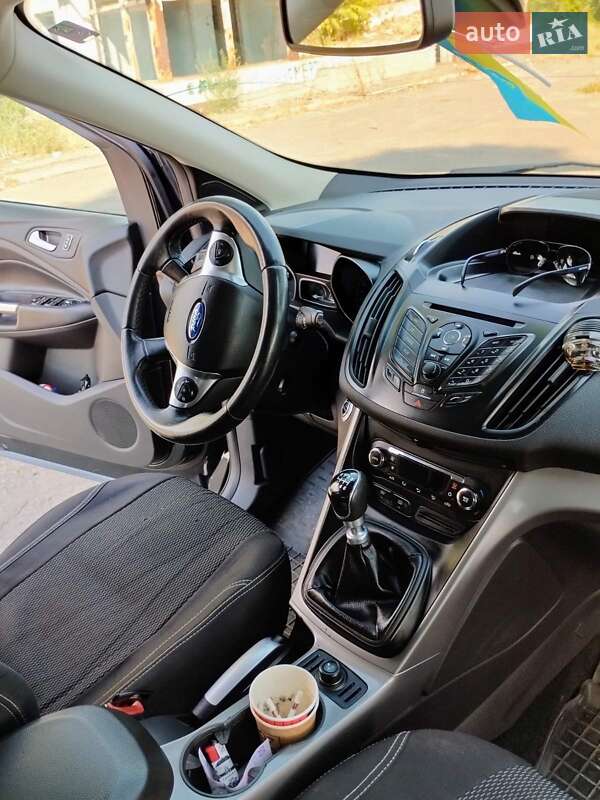 Внедорожник / Кроссовер Ford Kuga 2013 в Одессе