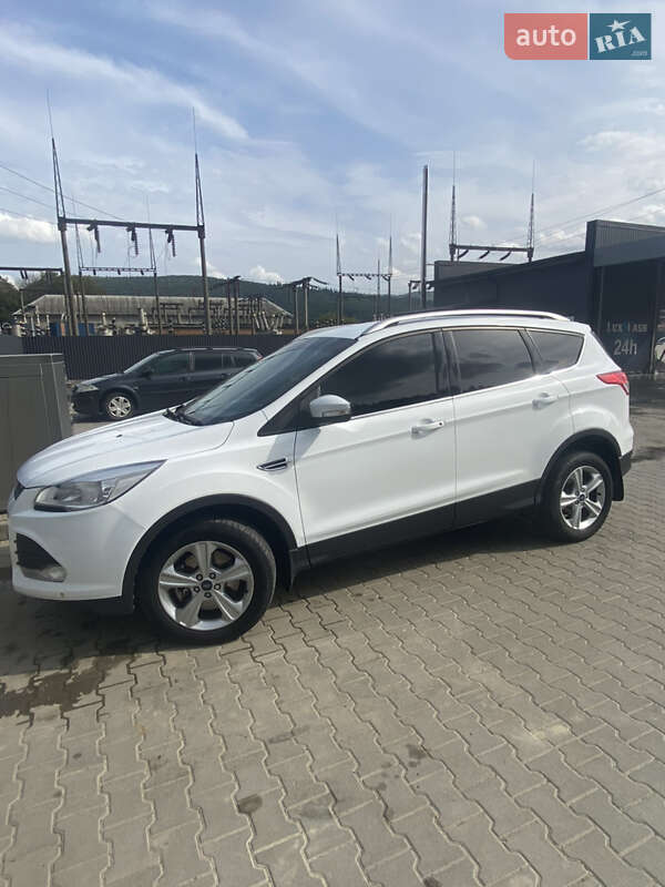 Позашляховик / Кросовер Ford Kuga 2013 в Львові