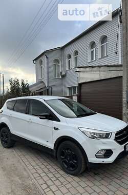 Позашляховик / Кросовер Ford Kuga 2017 в Боярці