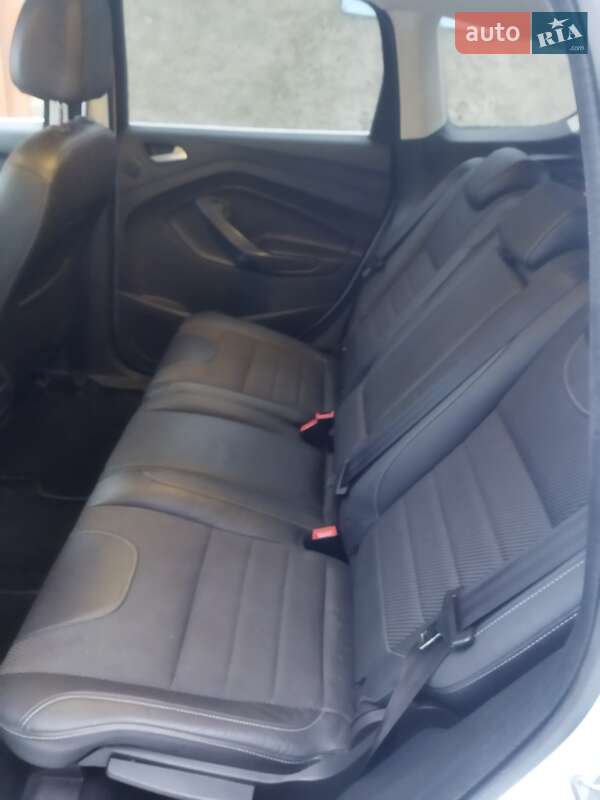 Внедорожник / Кроссовер Ford Kuga 2013 в Звягеле фото 10 Внедорожник / Кроссовер Ford Kuga 2013 в Звягеле