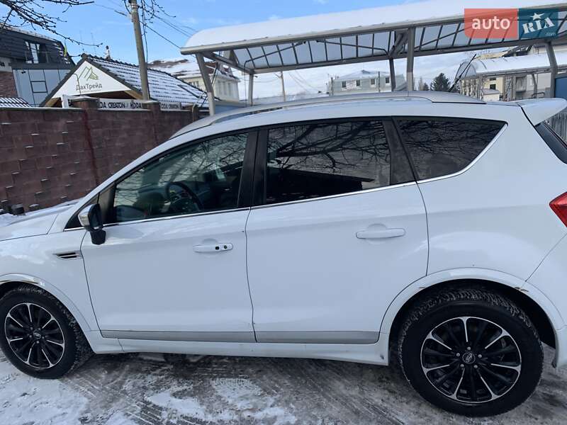 Внедорожник / Кроссовер Ford Kuga 2012 в Ровно