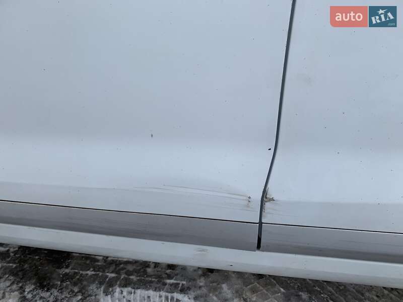 Внедорожник / Кроссовер Ford Kuga 2012 в Ровно