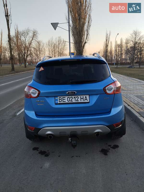 Внедорожник / Кроссовер Ford Kuga 2010 в Южноукраинске