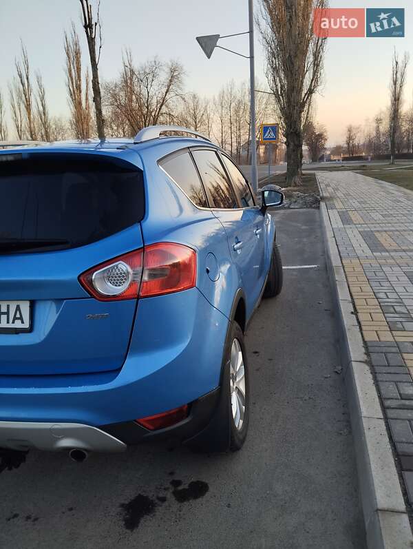Внедорожник / Кроссовер Ford Kuga 2010 в Южноукраинске