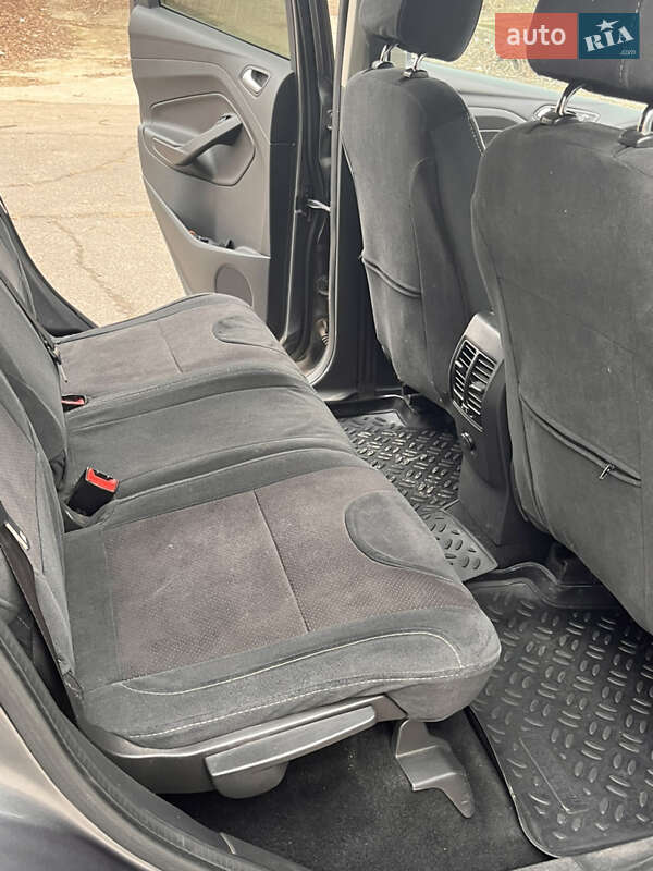 Позашляховик / Кросовер Ford Kuga 2013 в Южноукраїнську