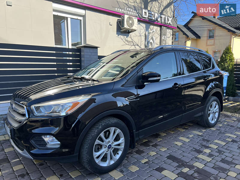 Внедорожник / Кроссовер Ford Kuga 2017 в Коломые