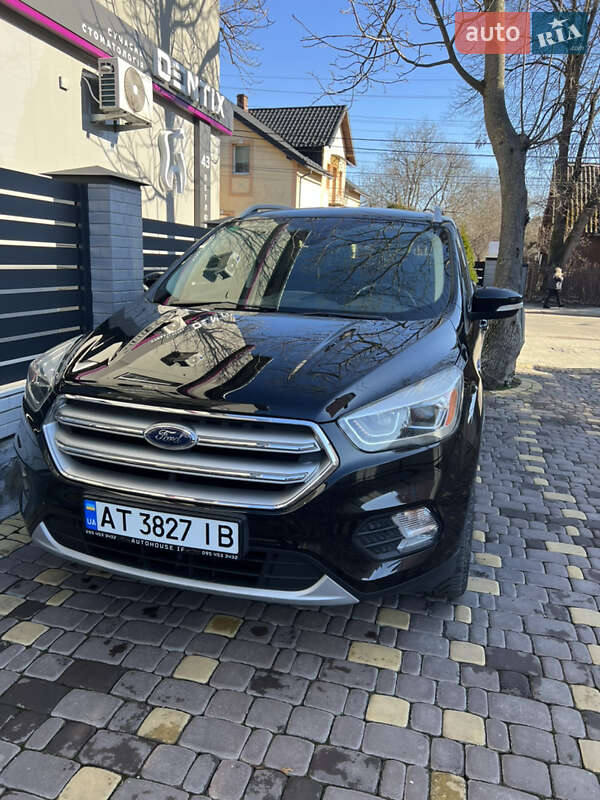 Внедорожник / Кроссовер Ford Kuga 2017 в Коломые