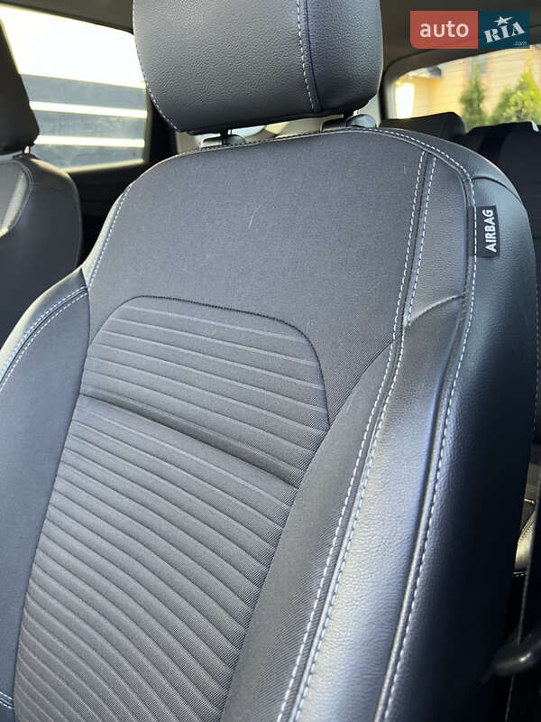 Внедорожник / Кроссовер Ford Kuga 2017 в Коломые