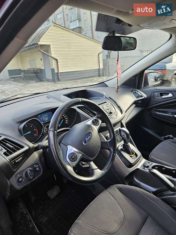 Внедорожник / Кроссовер Ford Kuga 2015 в Харькове