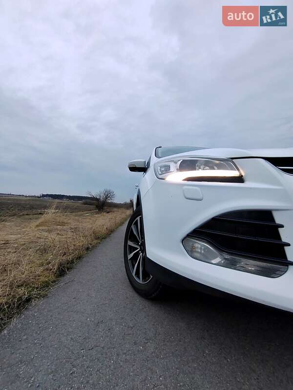 Внедорожник / Кроссовер Ford Kuga 2013 в Шептицькому